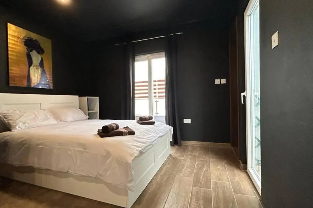 Charming 3-Bed Retreat In Quiet Area- St Julians Apartment Saint Julian's Malta